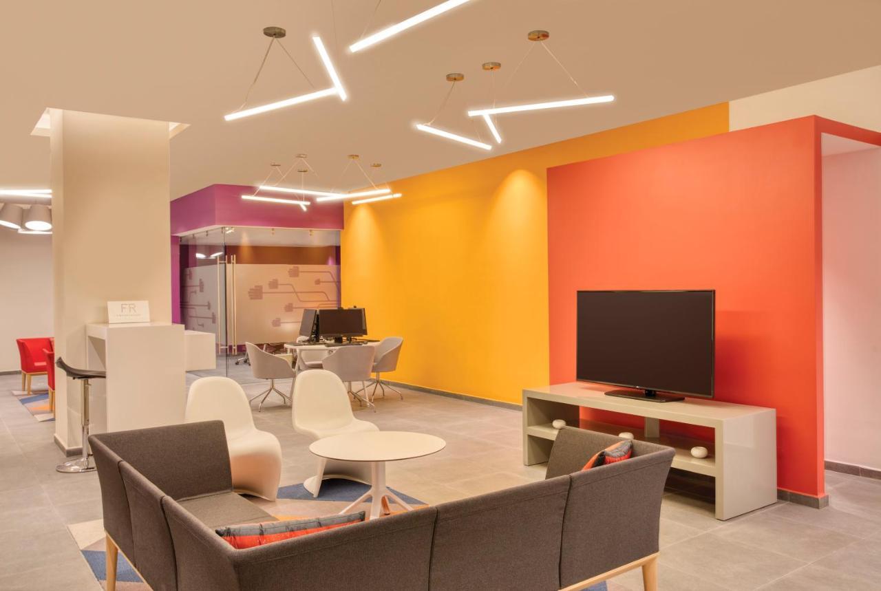 Fiesta Inn Express Puebla Explanada المظهر الخارجي الصورة