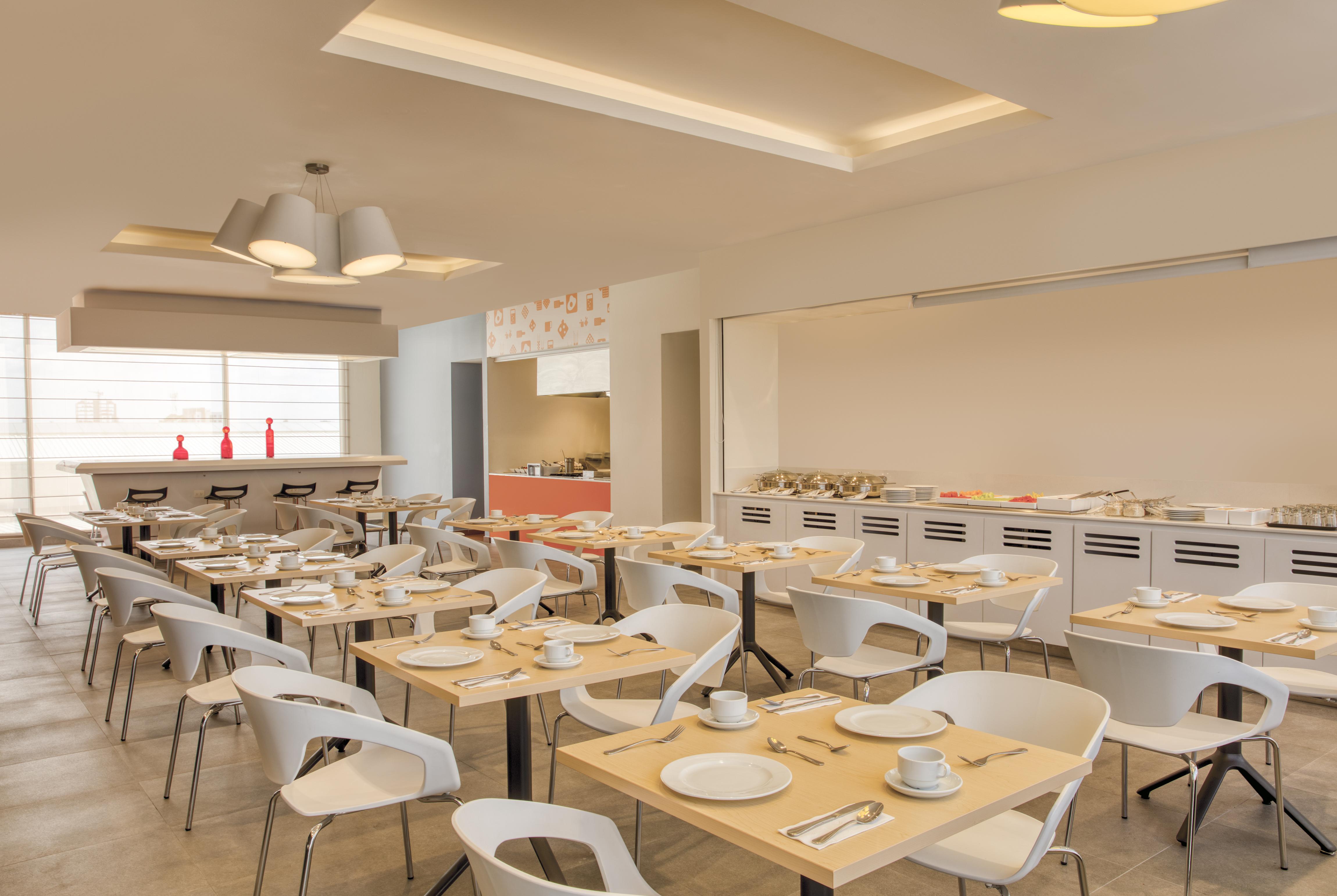 Fiesta Inn Express Puebla Explanada المظهر الخارجي الصورة