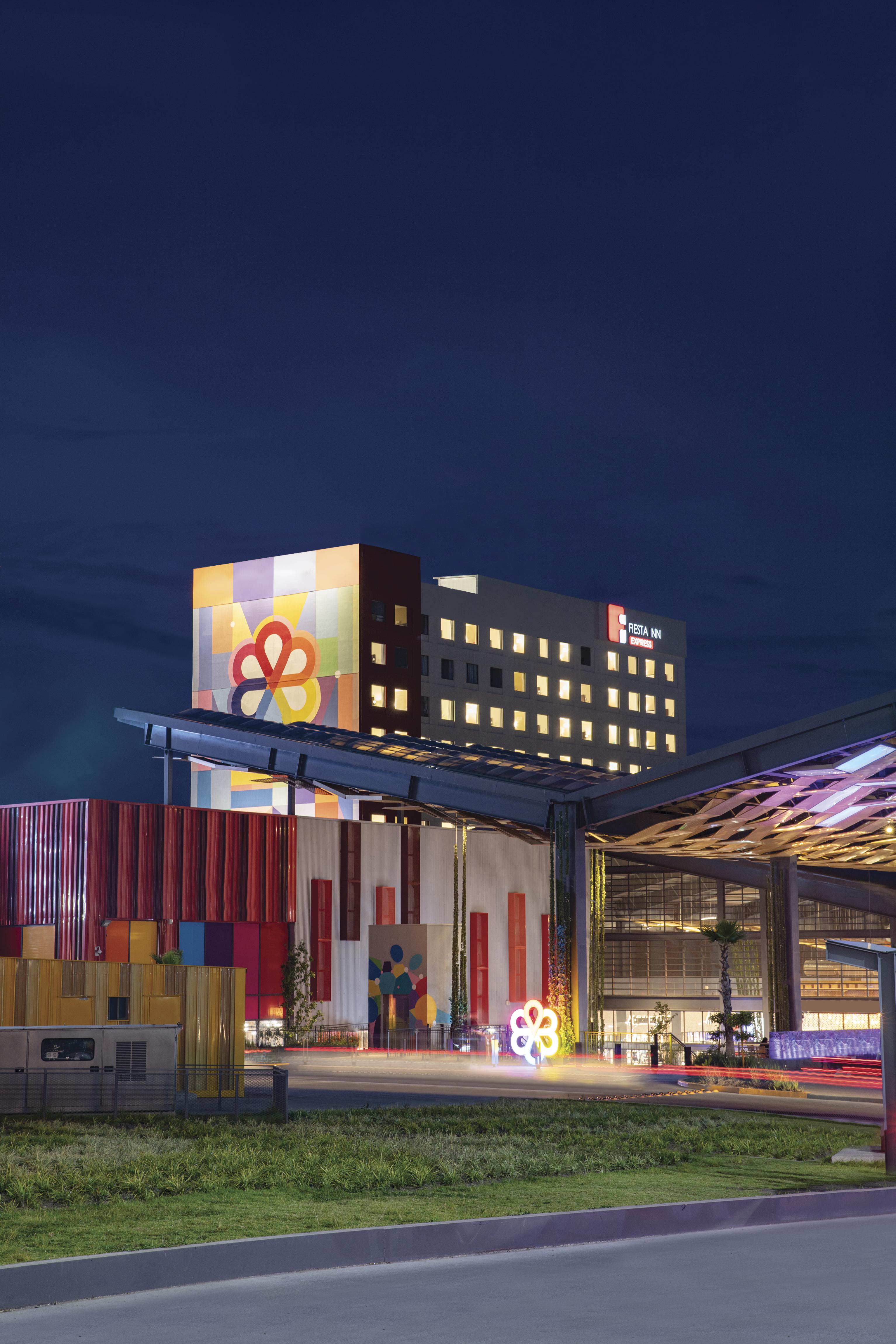 Fiesta Inn Express Puebla Explanada المظهر الخارجي الصورة