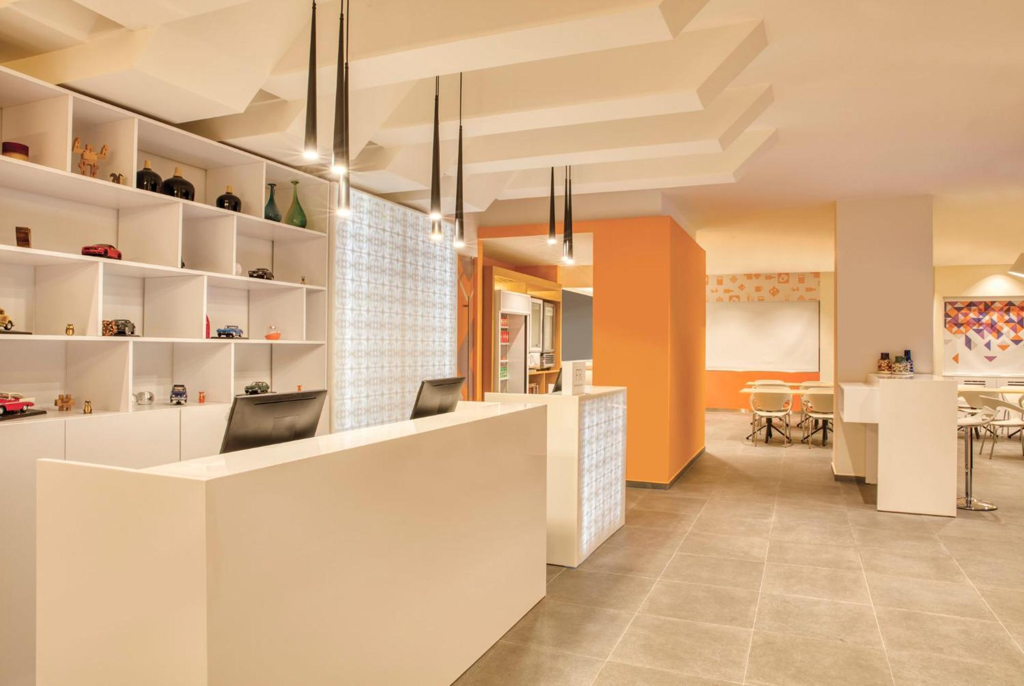 Fiesta Inn Express Puebla Explanada المظهر الخارجي الصورة