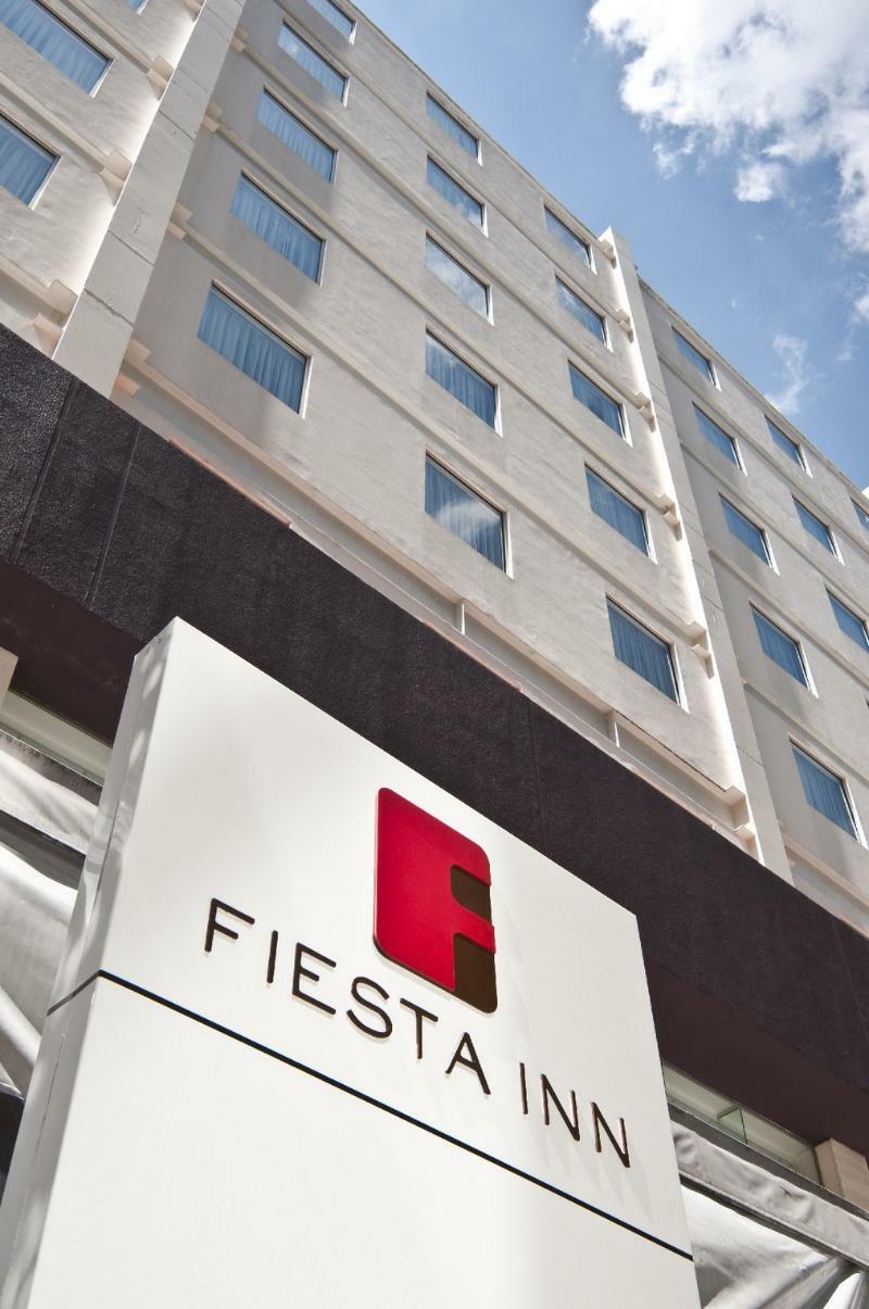 Fiesta Inn Express Puebla Explanada المظهر الخارجي الصورة