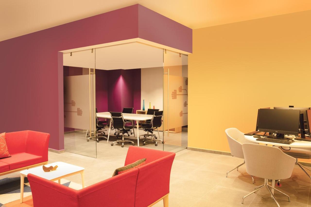 Fiesta Inn Express Puebla Explanada المظهر الخارجي الصورة